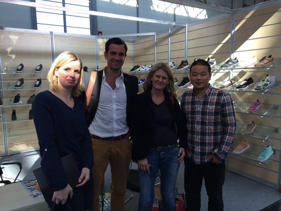 DOING SHOES meeting footwear buyers at an international showroom