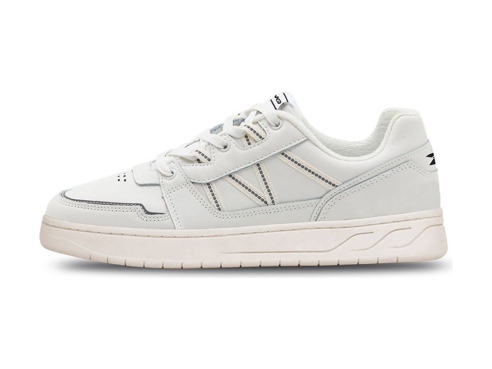 OEM/ODM all-white leather low-top court sneaker with tonal chevron overlays, contrast dotted stitching and a cream ribbed cupsole, manufactured by DOING Footwear